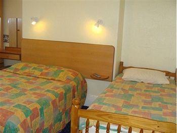 Belmont Hotel Wrexham Ngoại thất bức ảnh